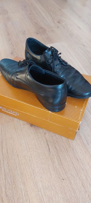 Мъжки официални обувки