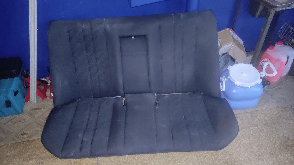 Дверные карты, сидения от w210