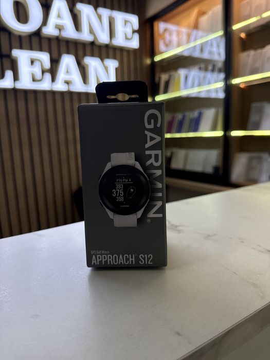 Garmin Approach S12 GPS Golf Watch White