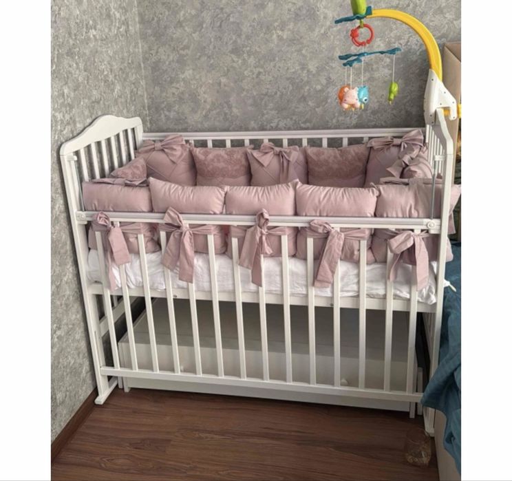 Бортики на кровать