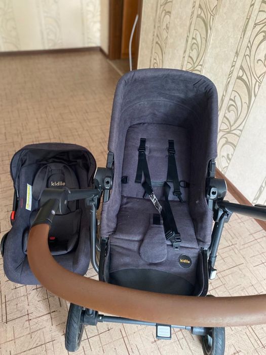 Продам коляску фирма Kidilo