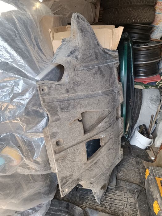 Защита двигателя Audi 80 B4