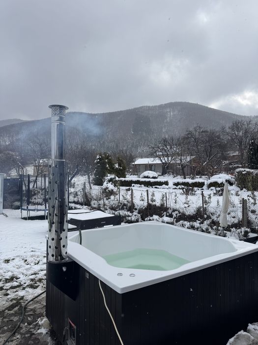 Къща за гости Костенец Хилс