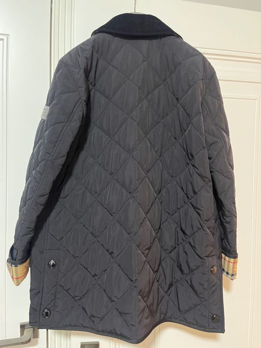 Продам куртку Burberry