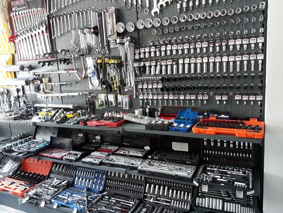 Шкаф количка за инструменти с 3 рафта (ПРОДАЖБИ НА ЛИЗИНГ)