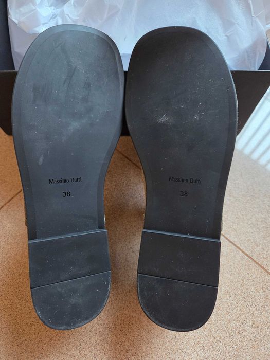 Нови обувки Massimo Dutti
