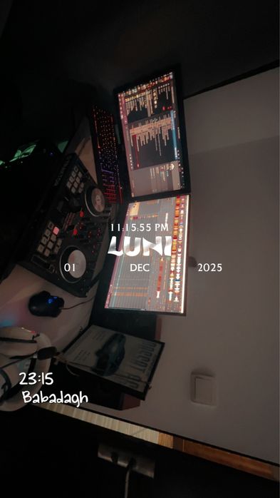 Vând Controller DJ Traktor Kontrol S2 MK2