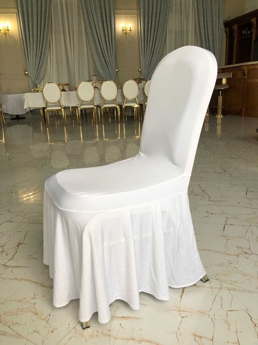 Продаются чехлы для банкетных стульев.