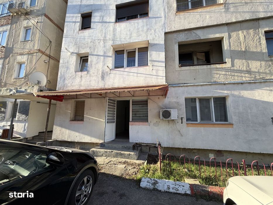 Spatiu Comercial Mioveni, A-uri, 27 mp, pretabil orice activitate