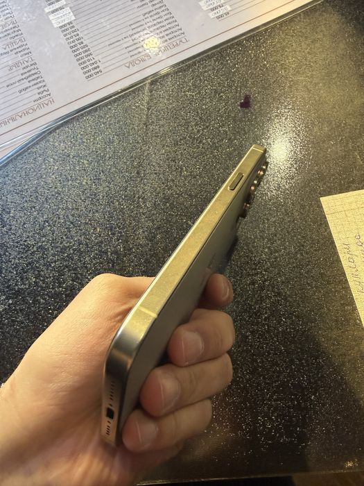 Iphone 15 pro max 256gb