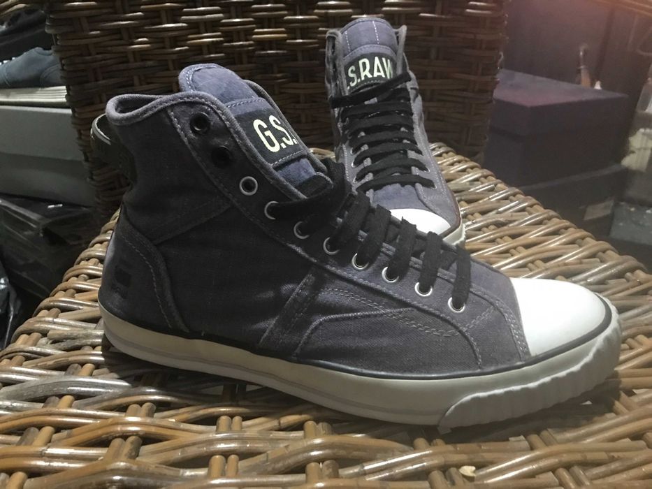 Diesel Black Gold,Timberland,Replay,G-Star,Nike,Onitsuka Tiger,Dsquare