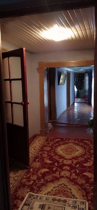 Срочно ховли сотилади паркенскый бозорга якин жой