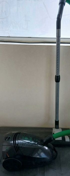 Прахосмукачка EIO 2000W