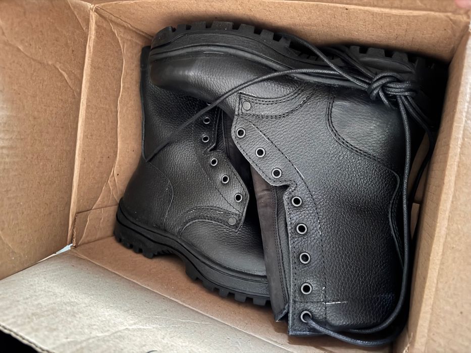 Продам НОВЫЕ берцы зимние