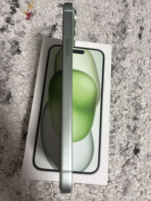 Iphone 15 plus Green