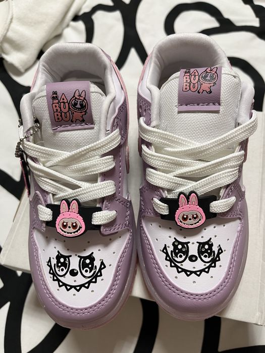 Детски маратонки светещи LABUBU