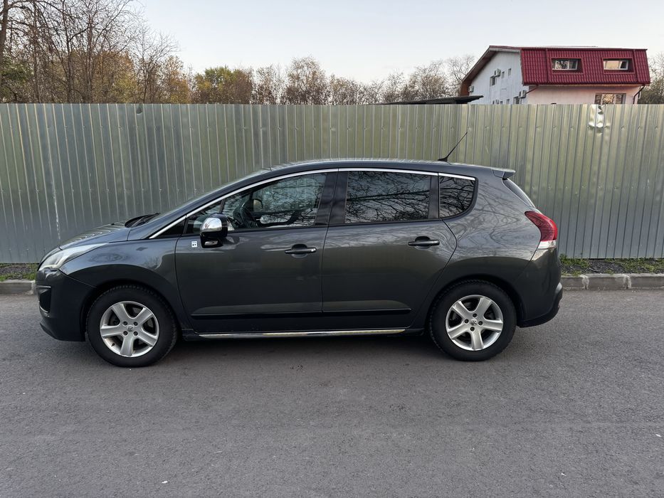 Peugeot 3008 Hybrid4 2014 Facelift| 4X4 | Stare foarte buna |