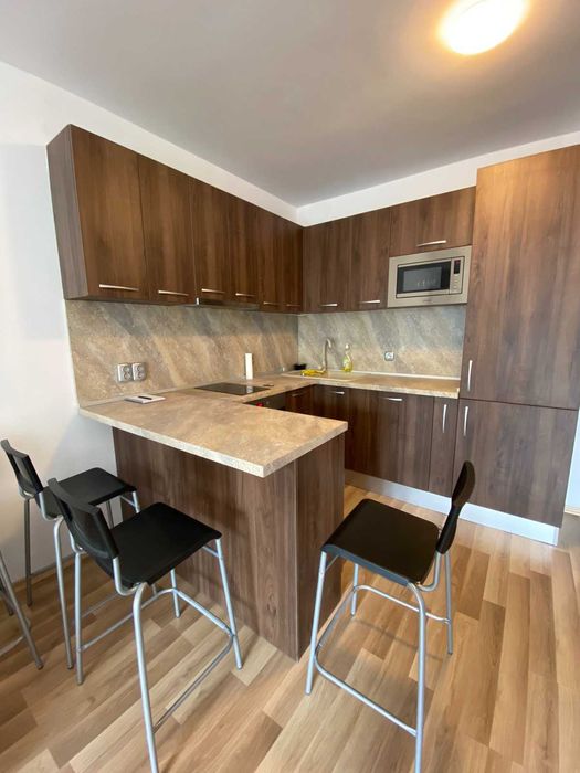 Дава се под наем Тристаен апартамент в София, Младост 1 - 110 кв.м за 550 € - Снимка #1