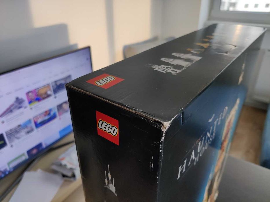 Lego 10273 Haunted House, Sigilat, Cutie rupta