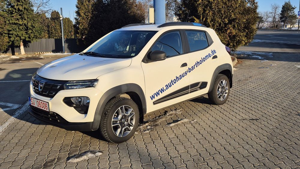 Dacia Spring  15600 km