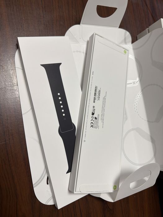 Apple Watch seria 11, 42mm GPS Nou Neactivat