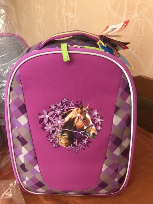 Ергономични специални ученически раници