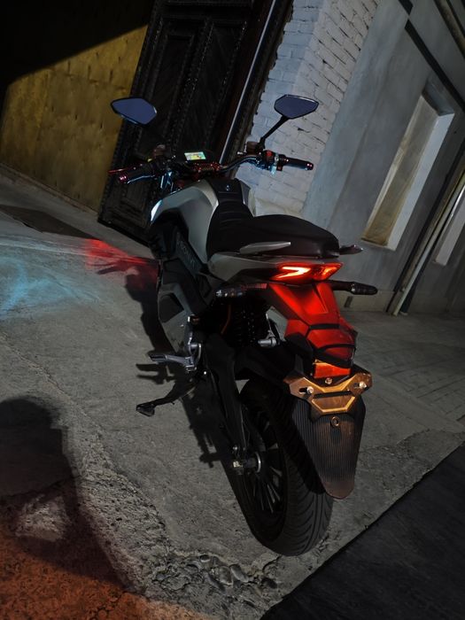 Электромотоцикл R6, В идеальном состоянии. Без царапин