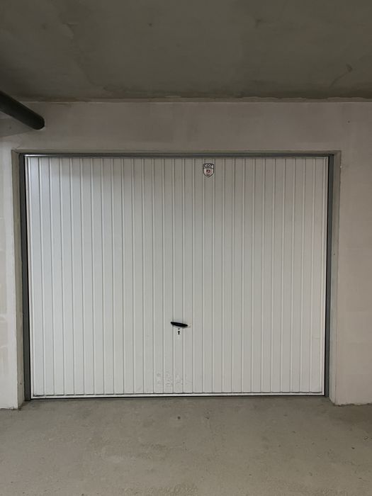 Дава се под наем Гараж / Паркомясто в София, Гео Милев - 23 кв.м за 45.9 € - Снимка #4