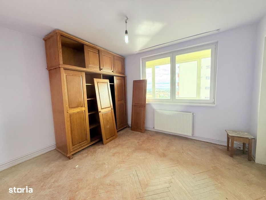 Vand apartament cu 2 camere, cu vedere superba, zona Semicentrala