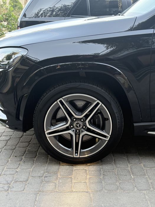 Mercedes benz gls 450 4 matic 2019 yil 89.000 km kraska 99% toza