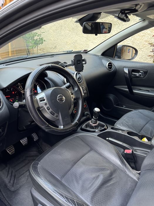 Nissan Qashqai+2  2014