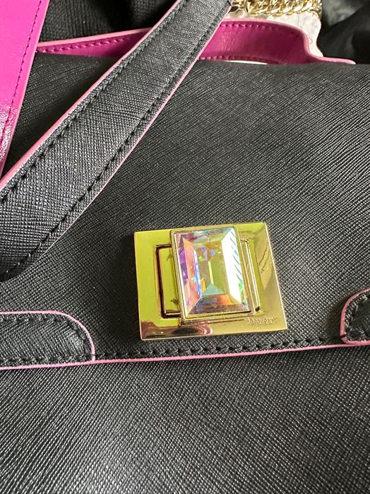 Juicy couture оригинална чанта с верига от естествена кожа