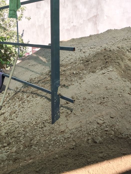 Toza tuproq srochna olib ketsela bo'ldi