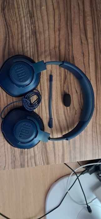 Слушалки JBL quantum