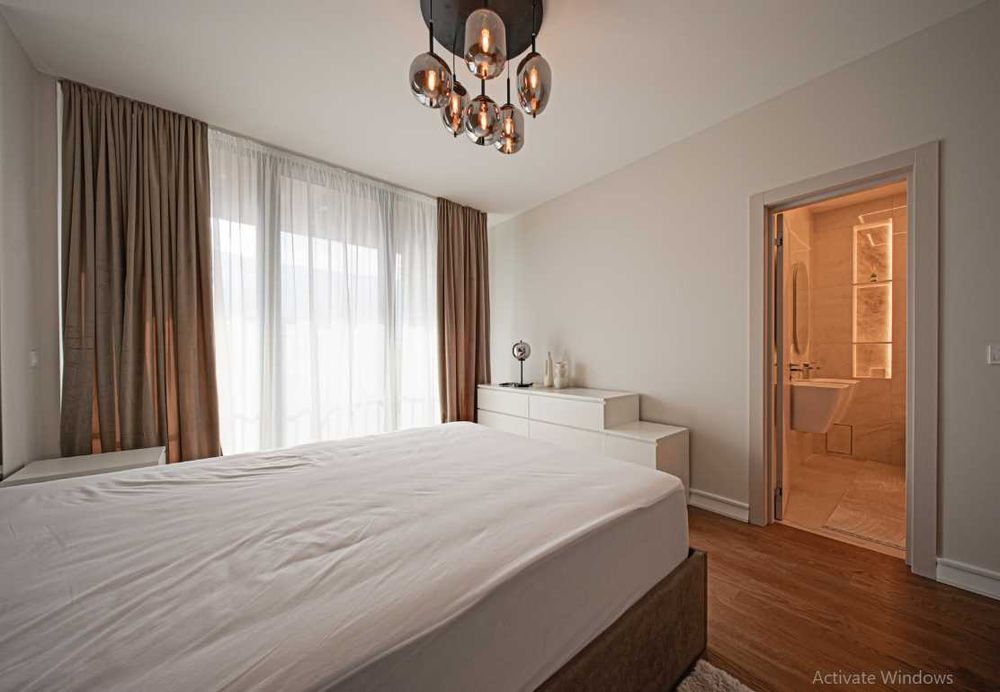 Дава се под наем Тристаен апартамент в Пловдив, Христо Смирненски - 117 кв.м за 523.26 € - Снимка #4