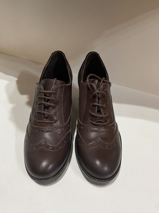 обувь коричневый новая