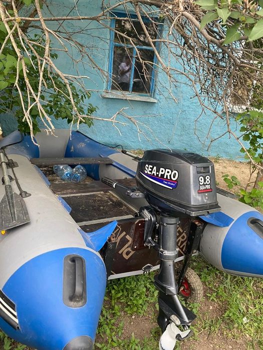 Продам Лодку с Мотором