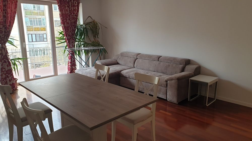 Apartament 3 camere de inchiriat