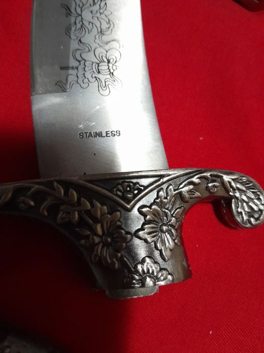 Cuțit / iatagan vintage deteriorat