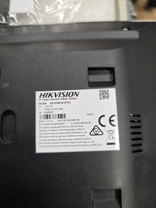 Комплект видеодомофон Hikvision LCD монитор 7 Full HD камера 7броя