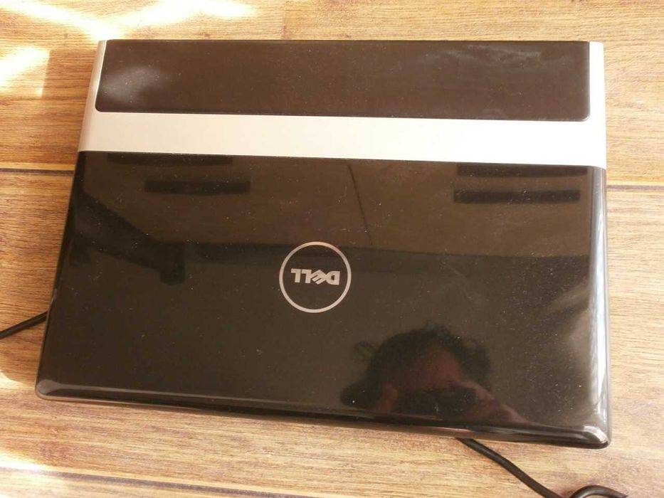 Dell Studio XPS 13.3" Лаптоп Notebook Intel 2.4GHz 4GB GeForce 9500M