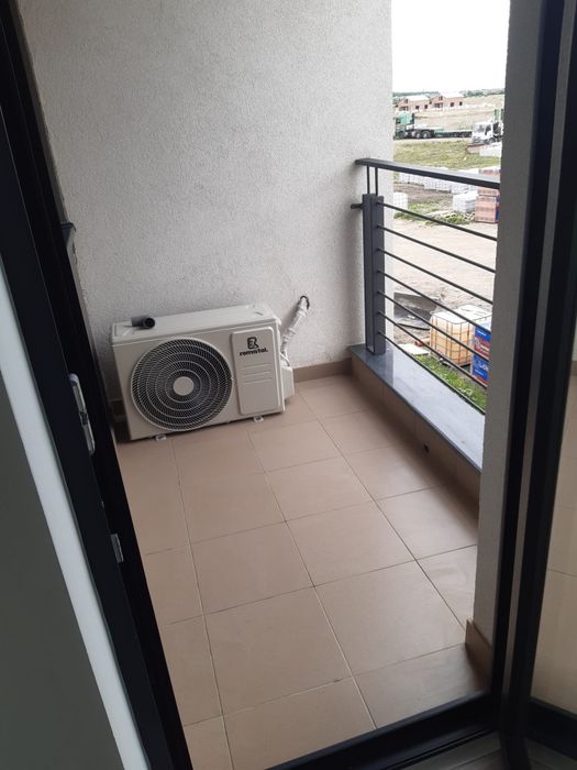 Închiriez garsonieră