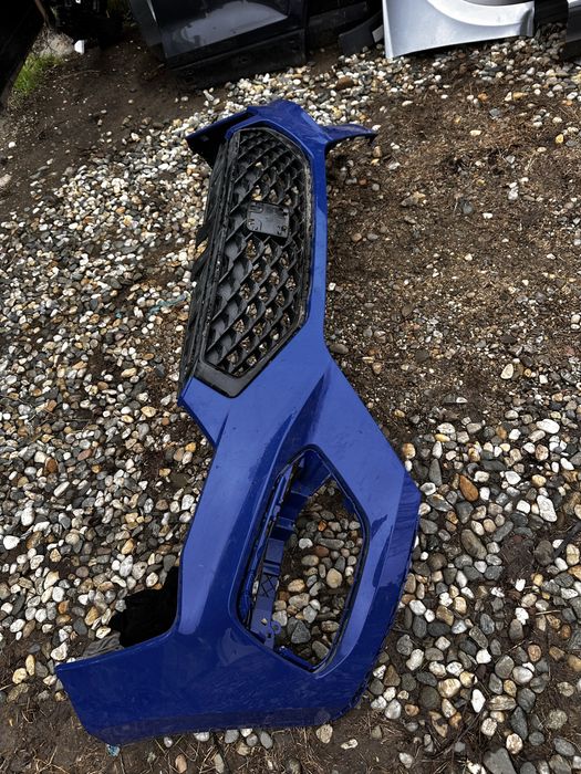 Bară față .grila radiator seat ateca.cod:575853654.M.
