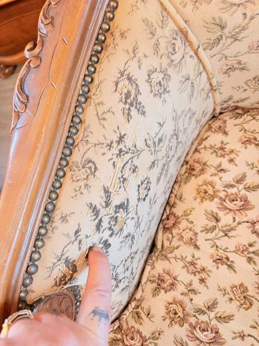 pereche de fotolii din lemn