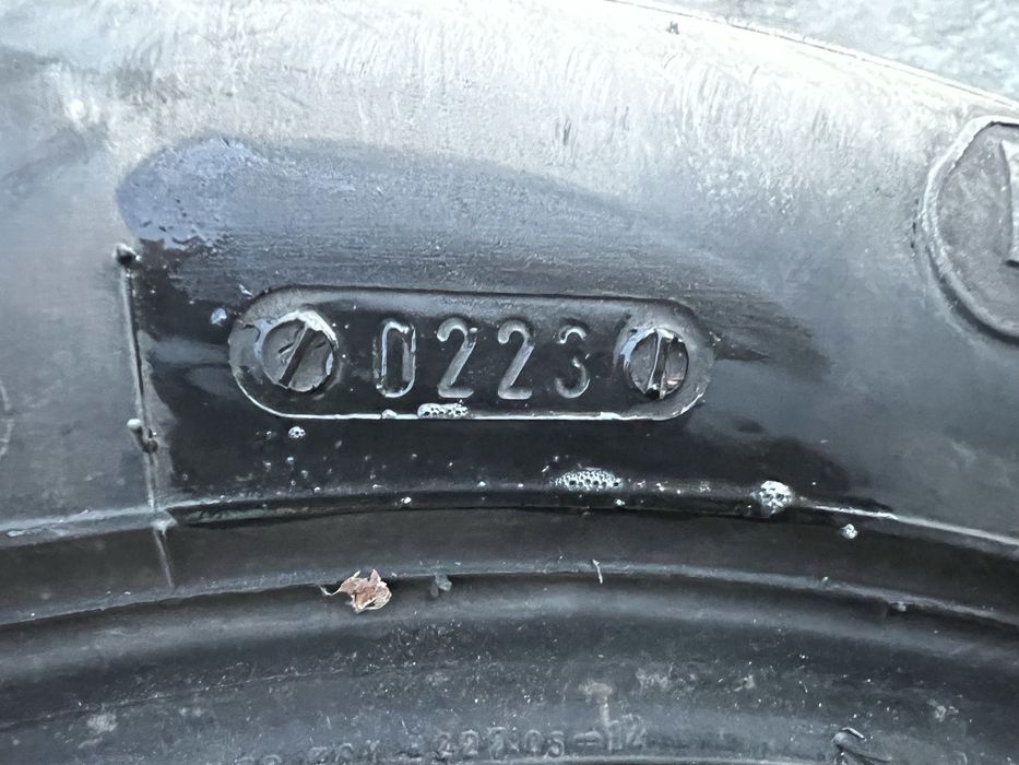 Продавам 4 бр. гуми 225/50/17