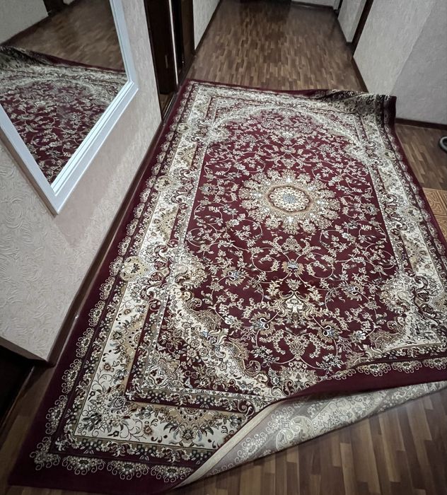 Gilam sotiladi razmer 3x5