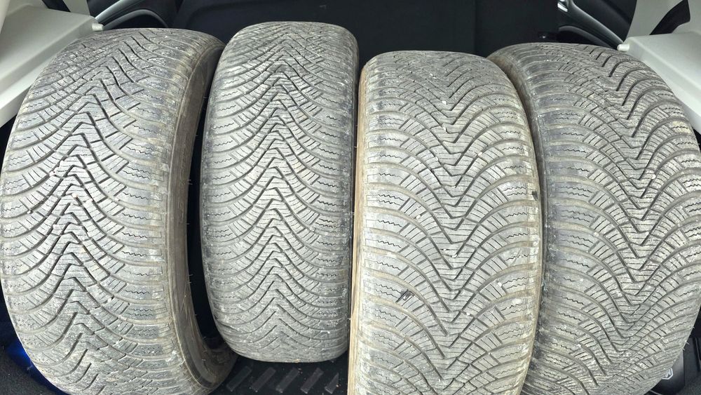 Vand 4 Anvelope LAUFENN, 215 50 R17, M+S All-season  DOT2025