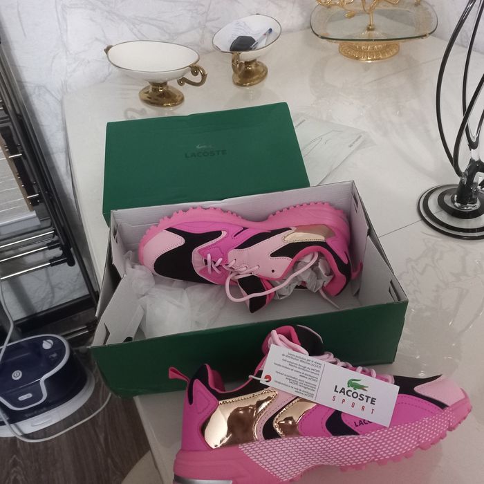 Кроссовки лакоста