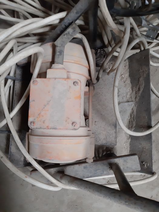 Вибротрамбовка электрическая