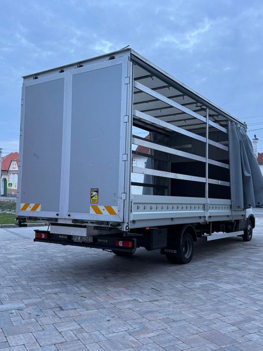 Iveco.daily.15.paleti.3.5.tone.2022 011.se poate pune si lift hidrauli
